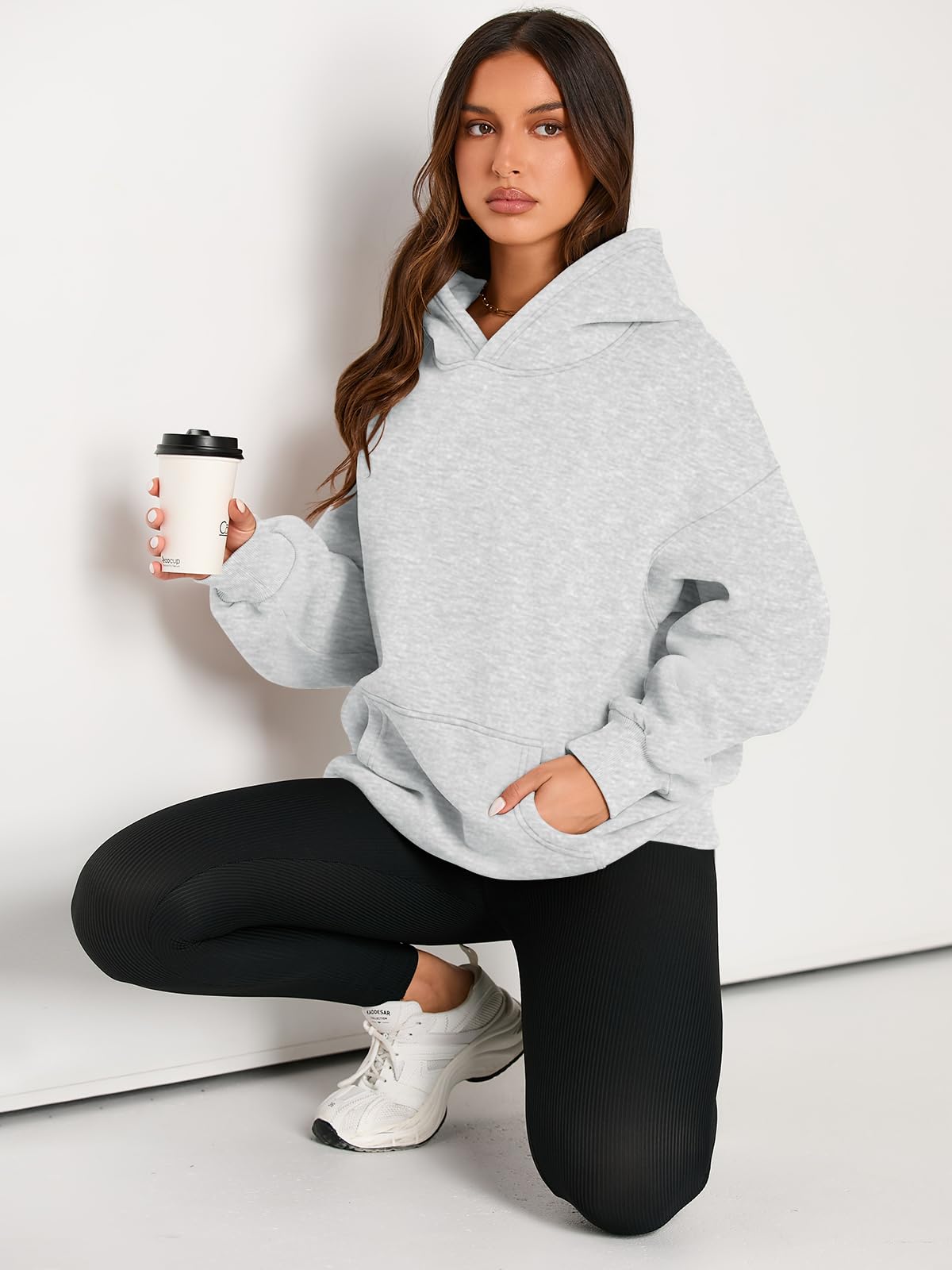 EFAN Women's Oversized Comfort Fleece Hoodies, Cozy Trendy Pullover Sweatshirts with Pockets For Fall & Winter Grey S