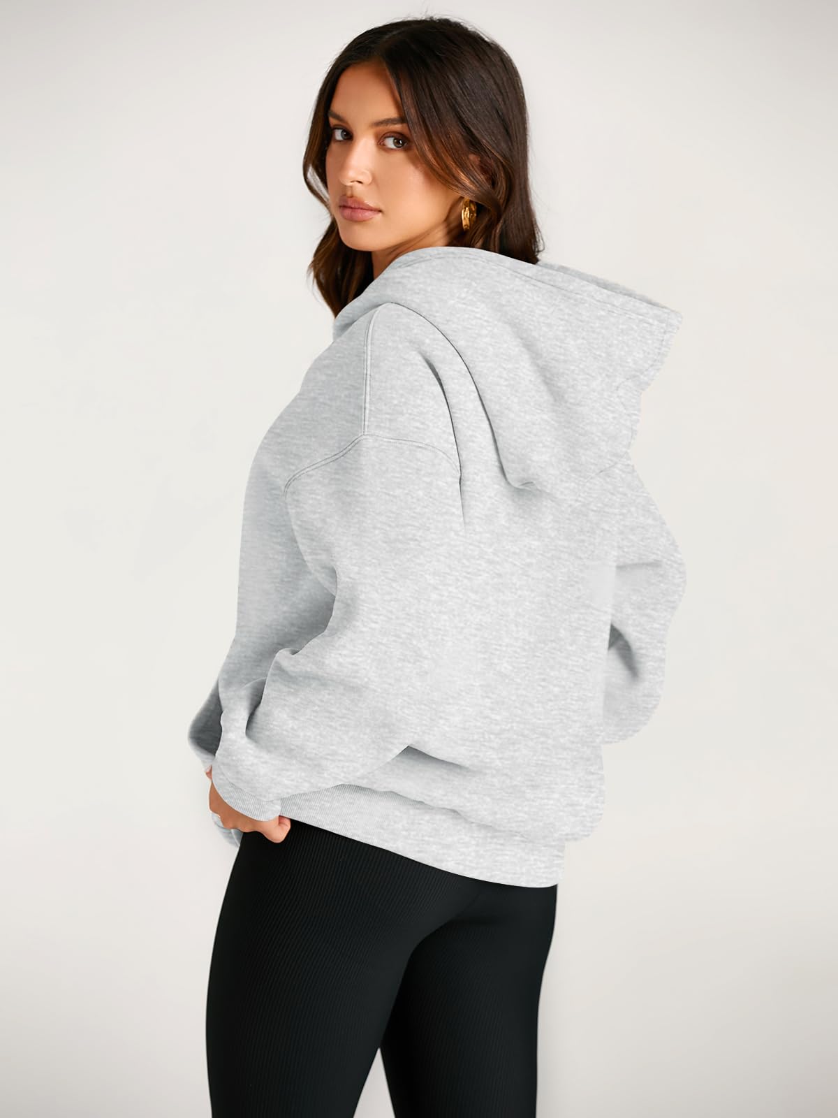 EFAN Women's Oversized Comfort Fleece Hoodies, Cozy Trendy Pullover Sweatshirts with Pockets For Fall & Winter Grey S
